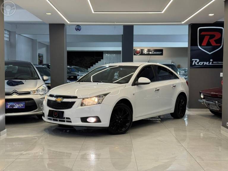 CHEVROLET - CRUZE 1.8 LTZ 16V FLEX 4P AUTOMATICO - 2013/2014 - BRANCA - R$ 71.990,00