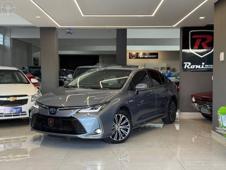 TOYOTA - COROLLA 1.8 ALTIS PREMIUM 16V HIBRIDO 4P AUTOMATICO - 2020/2021 - CINZA - R$ 139.900,00
