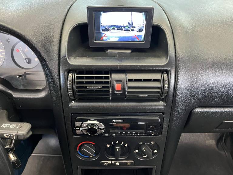 CHEVROLET - ASTRA - 2000/2000 - Branca - R$ 18.990,00