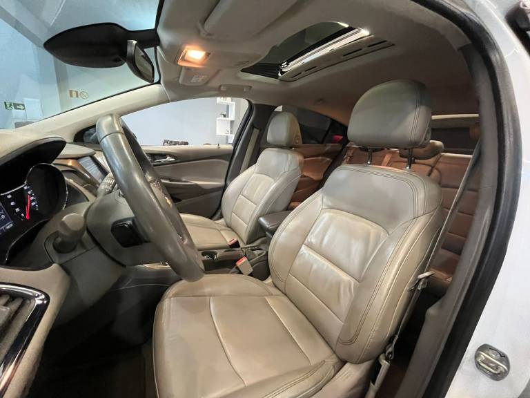 CHEVROLET - CRUZE - 2017/2017 - Branca - R$ 89.990,00
