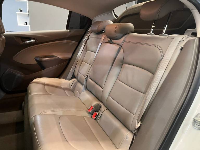 CHEVROLET - CRUZE - 2017/2017 - Branca - R$ 89.990,00