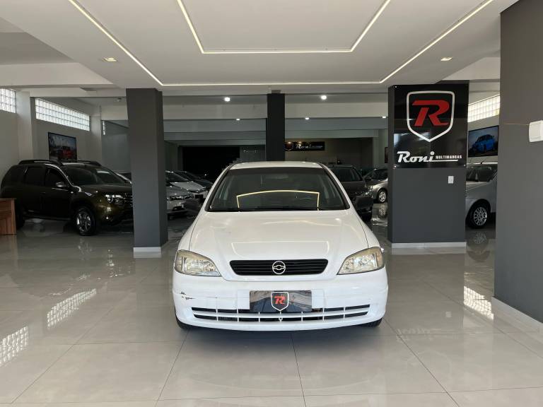 CHEVROLET - ASTRA - 2000/2000 - Branca - R$ 18.990,00