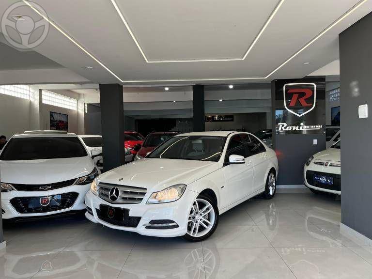 MERCEDES-BENZ - C 180 1.6 CGI 16V TURBO 4P AUTOMATICO - 2011/2012 - BRANCA - R$ 71.900,00