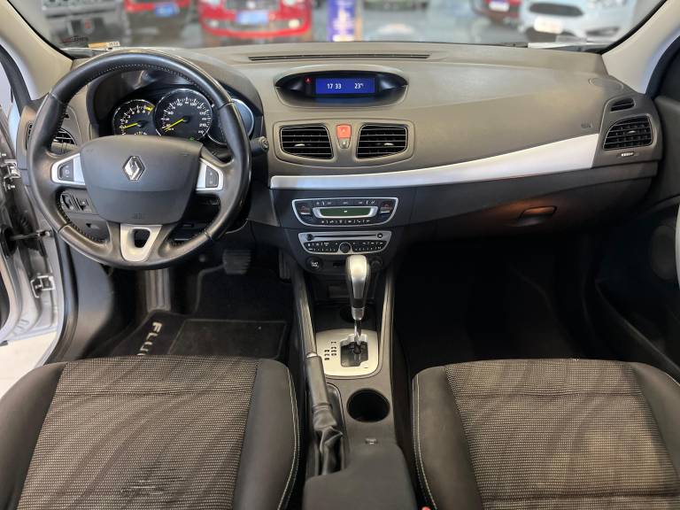 RENAULT - FLUENCE - 2012/2013 - Prata - R$ 42.990,00
