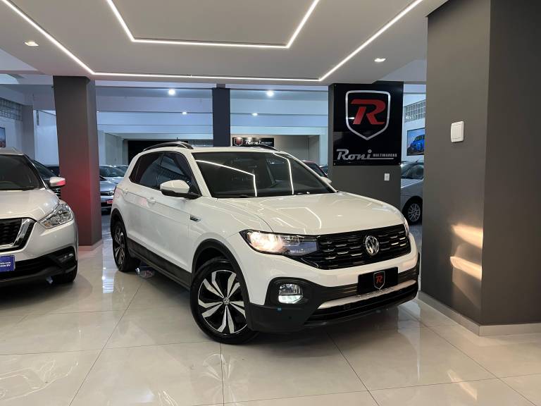 VOLKSWAGEN - T-CROSS - 2020/2021 - Branca - R$ 107.000,00