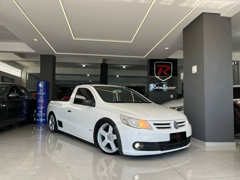 VOLKSWAGEN - SAVEIRO - 2011/2011 - Branca - R$ 42.990,00