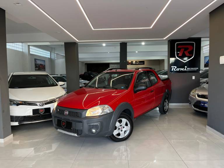 FIAT - STRADA - 2015/2015 - Vermelha - R$ 59.900,00